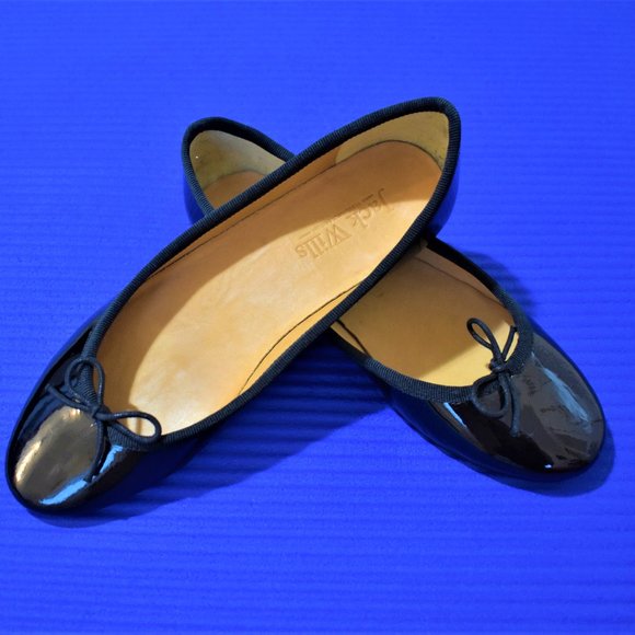 NEW Jack Wills flats - Picture 1 of 8